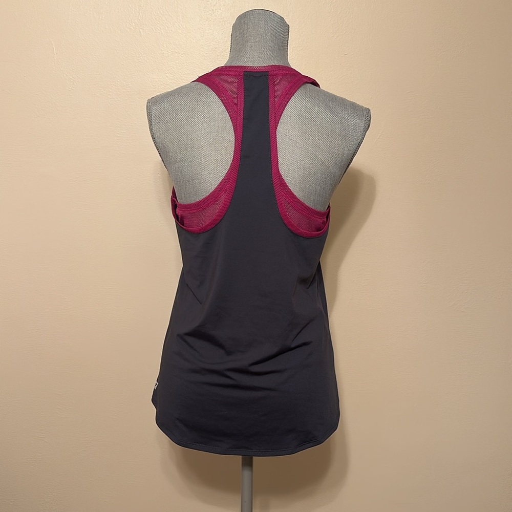 Fabletics Tank Size Small - Picture 2 of 3